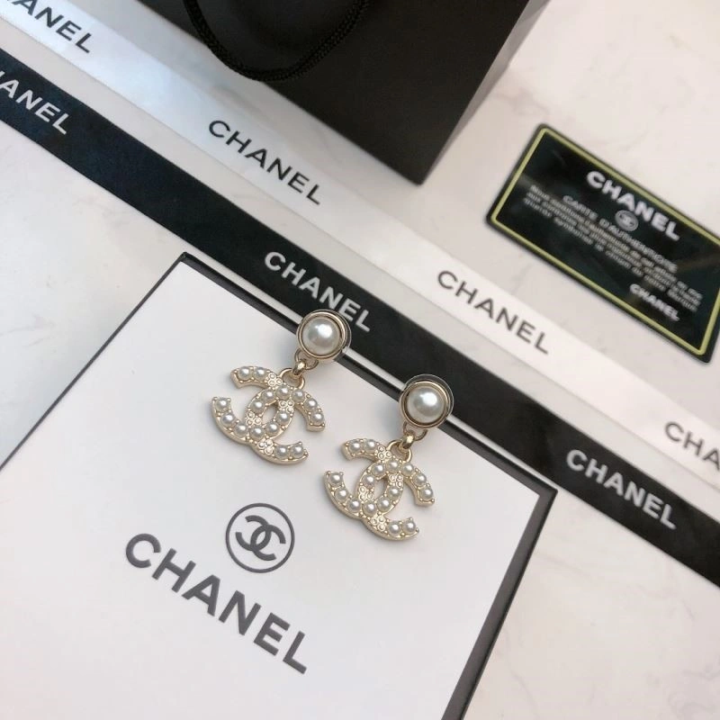 Durable Chanel Earrings 221334