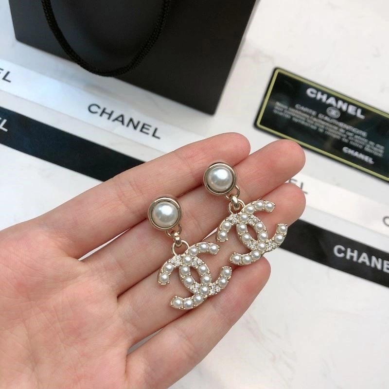 Durable Chanel Earrings 221334