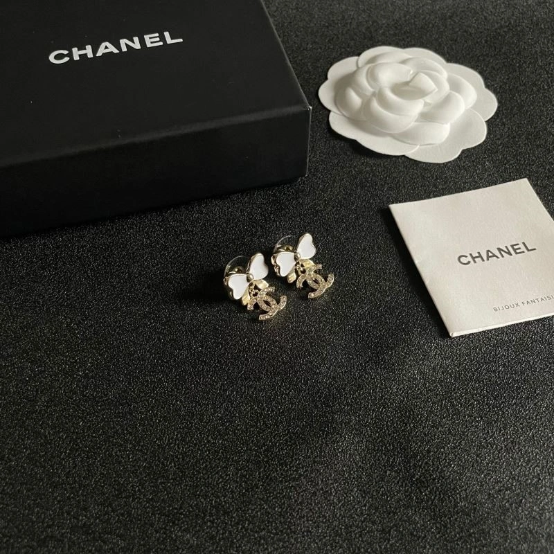 Chanel Earrings Breathable 221352