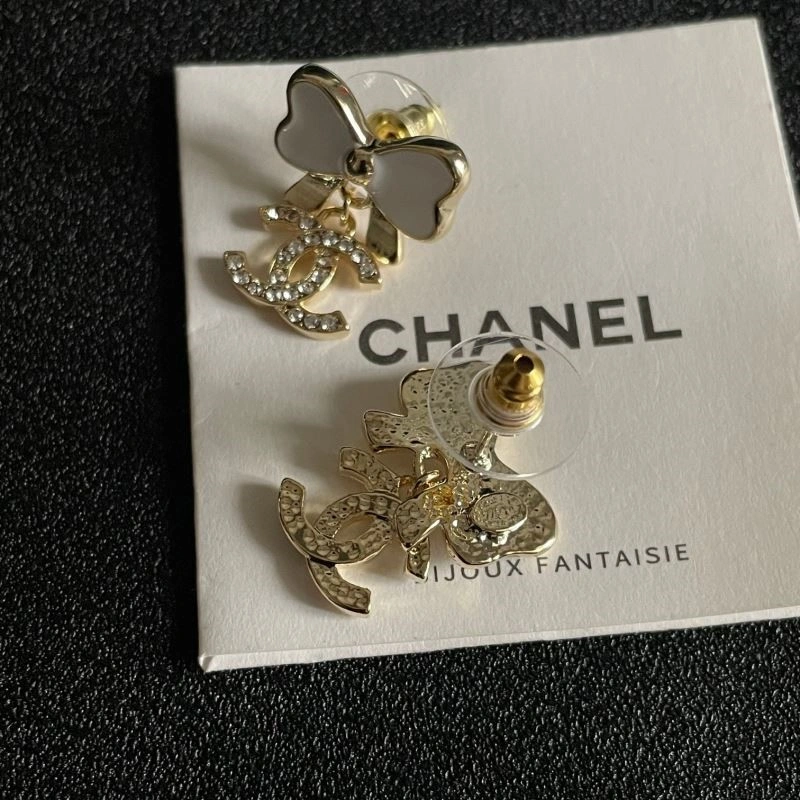 Chanel Earrings Breathable 221352