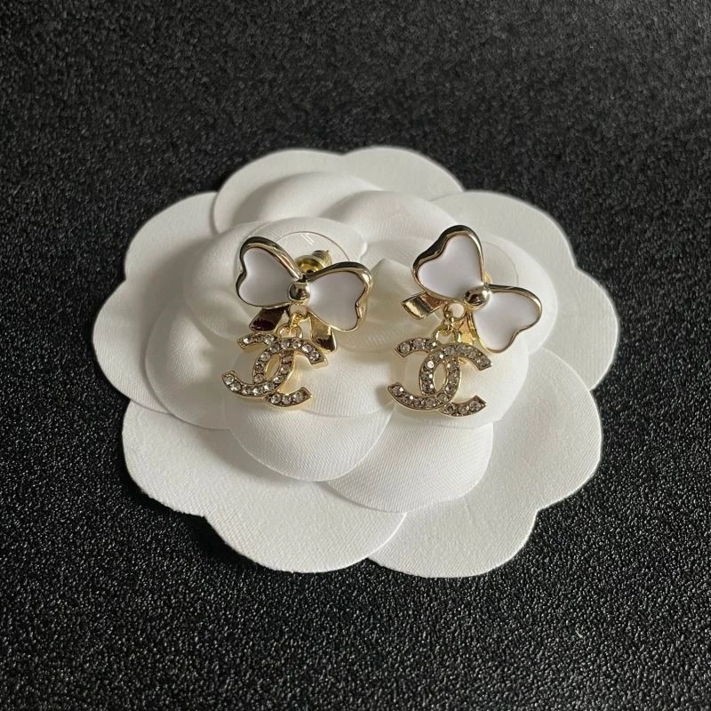 Chanel Earrings Breathable 221352