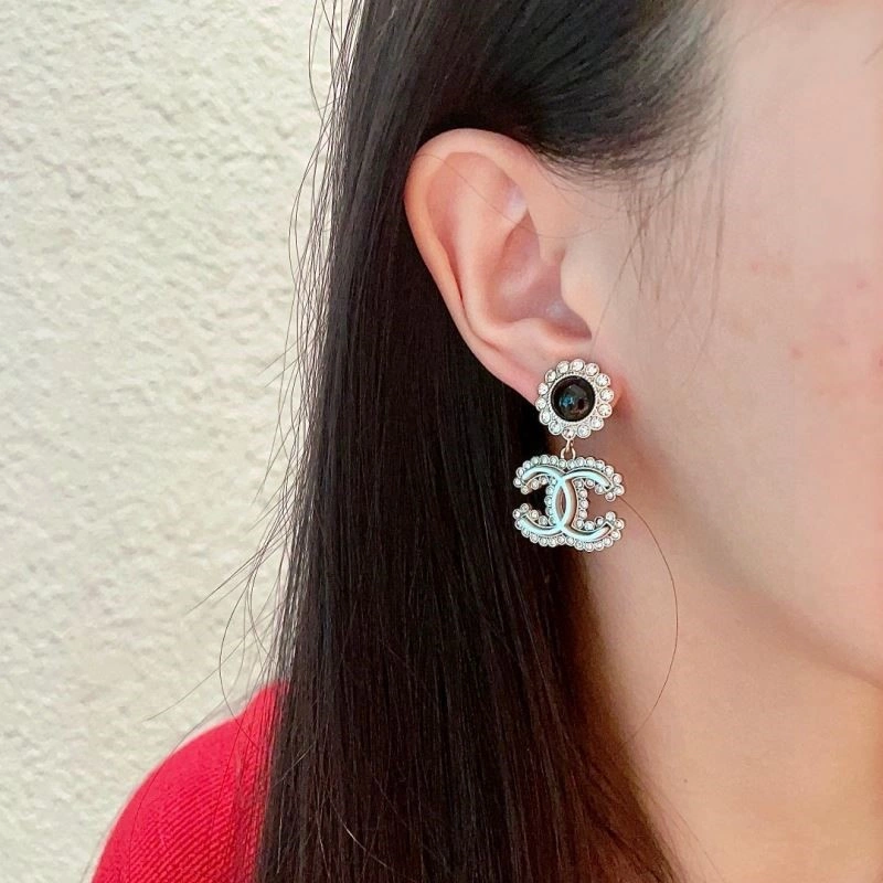 Trendy Chanel Earrings 221306
