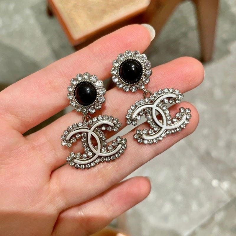 Trendy Chanel Earrings 221306
