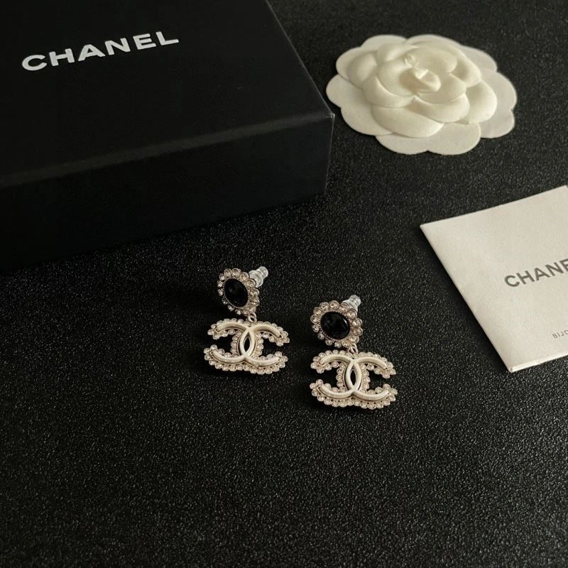 Trendy Chanel Earrings 221306