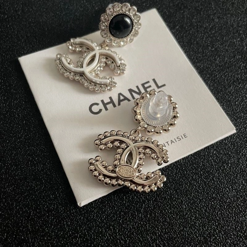 Trendy Chanel Earrings 221306