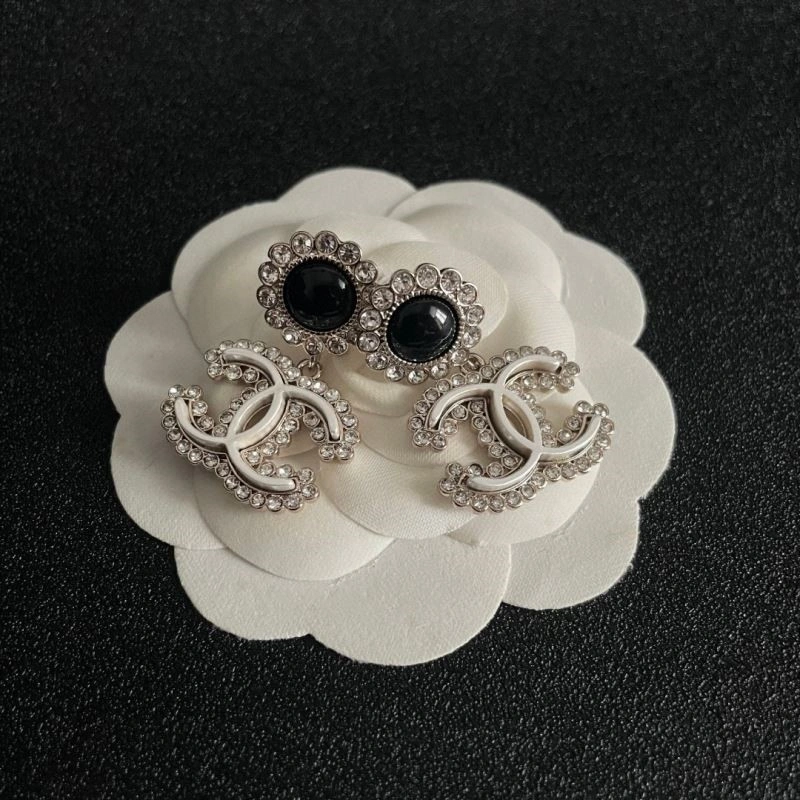 Trendy Chanel Earrings 221306