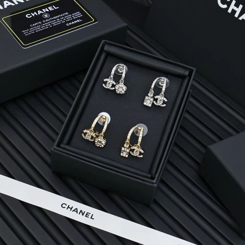 Chanel Earrings Tailored 221373