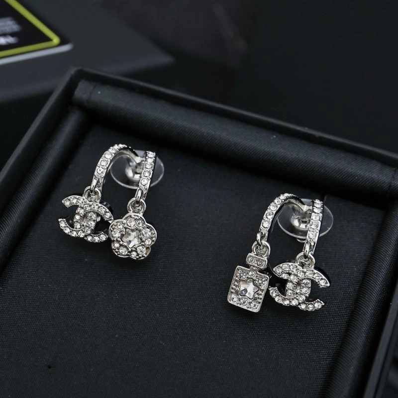Chanel Earrings Tailored 221373