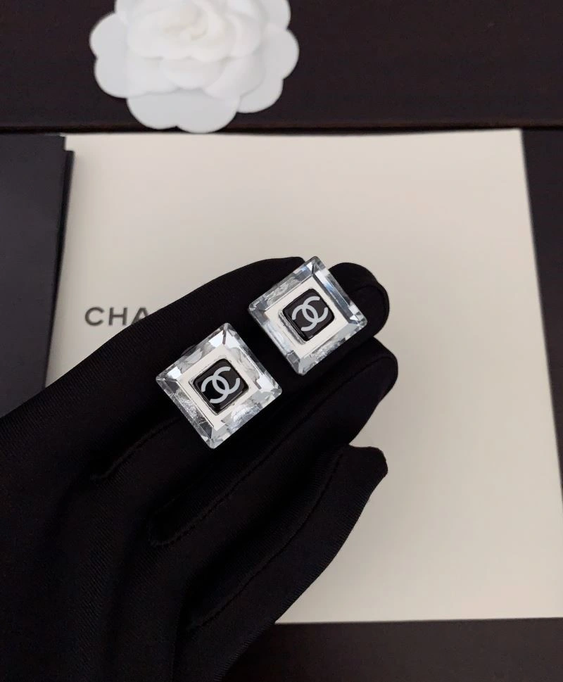 Chanel Earrings GoAnywhere 221302