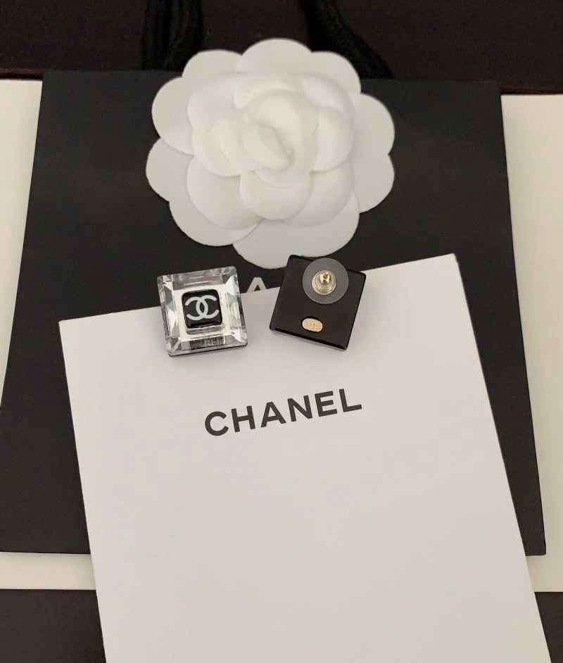 Chanel Earrings GoAnywhere 221302