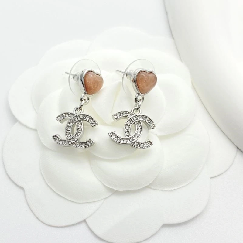 Chanel Earrings Affordable 221307