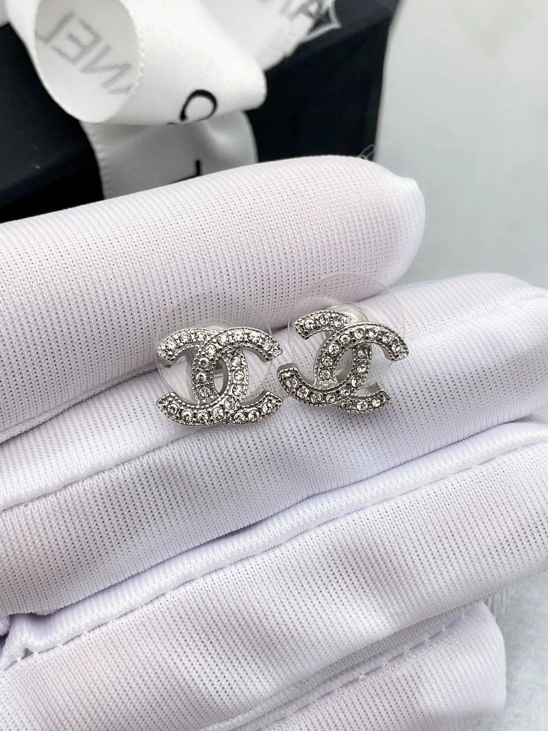 Chanel Earrings Snug 221291