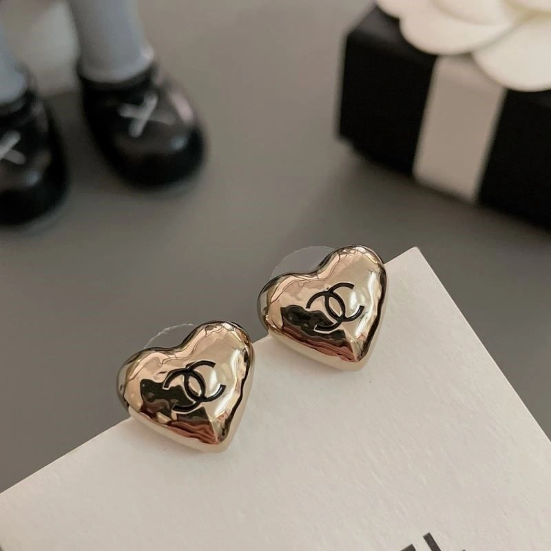 Chanel Earrings WaterResistant 221290