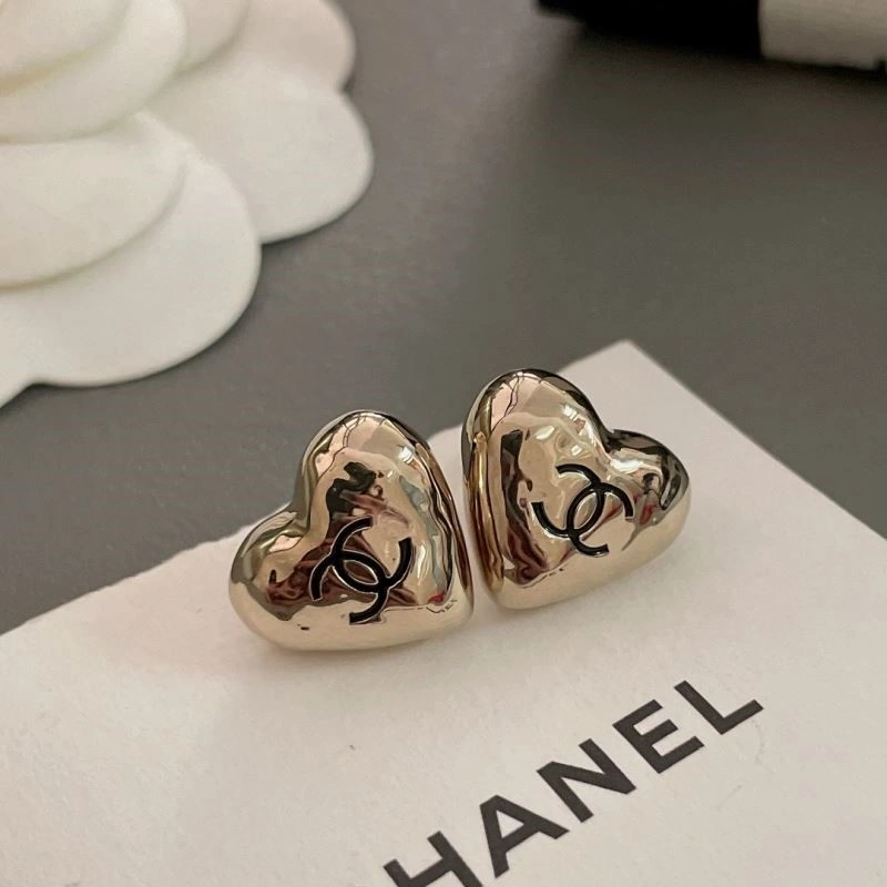 Chanel Earrings WaterResistant 221290