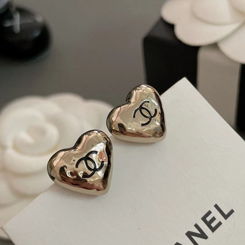 Chanel Earrings WaterResistant 221290