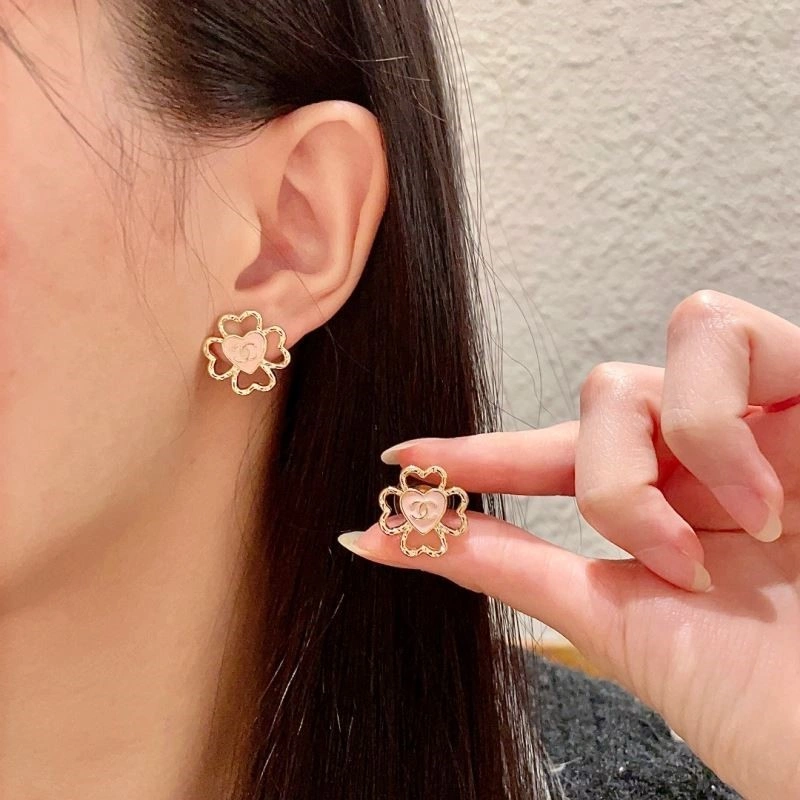 Chanel Earrings Elegant 221369