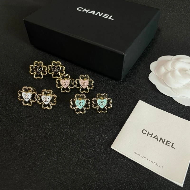 Chanel Earrings Elegant 221369