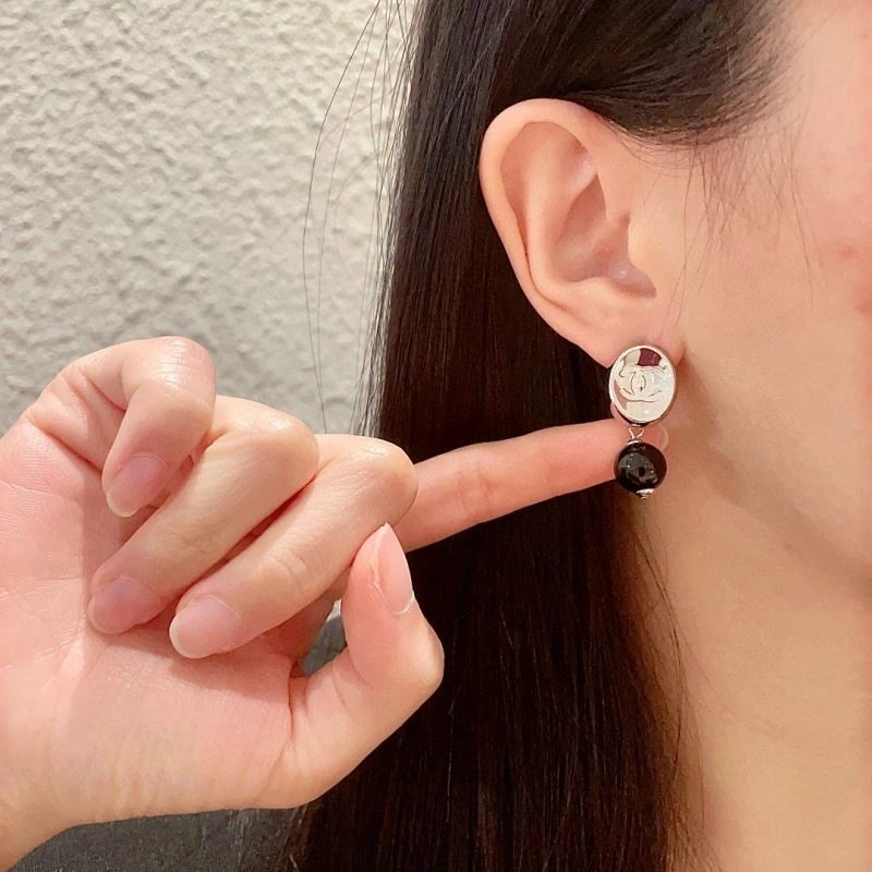ZeroBulk Chanel Earrings 221272