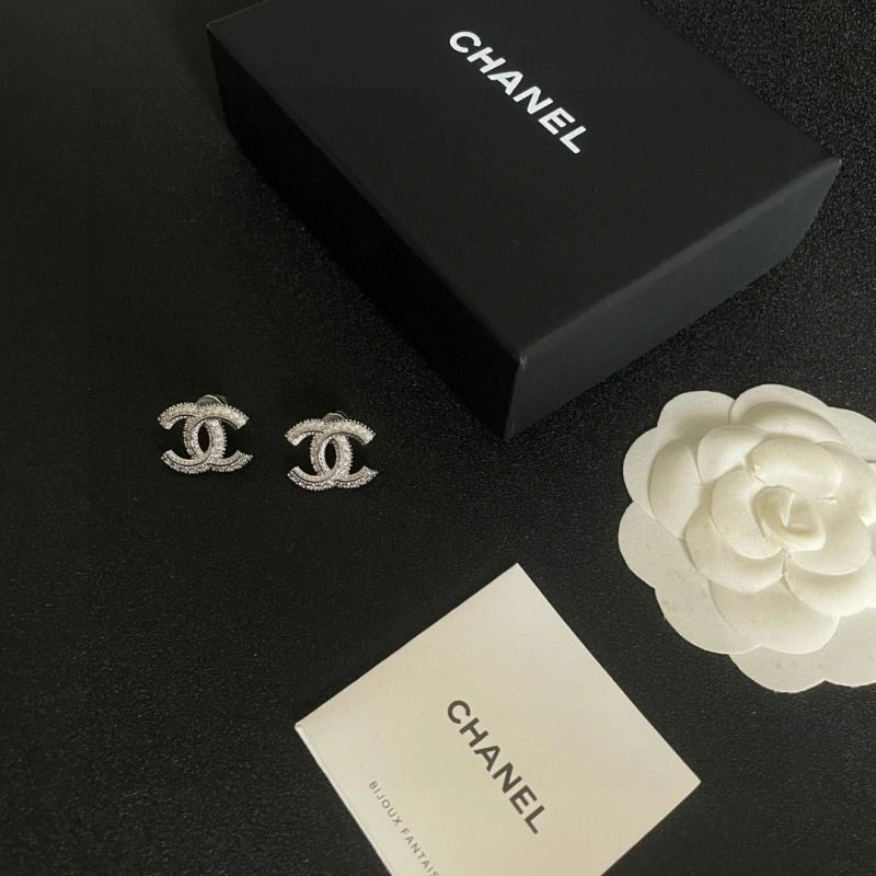 Chanel Earrings WellDesigned 221276