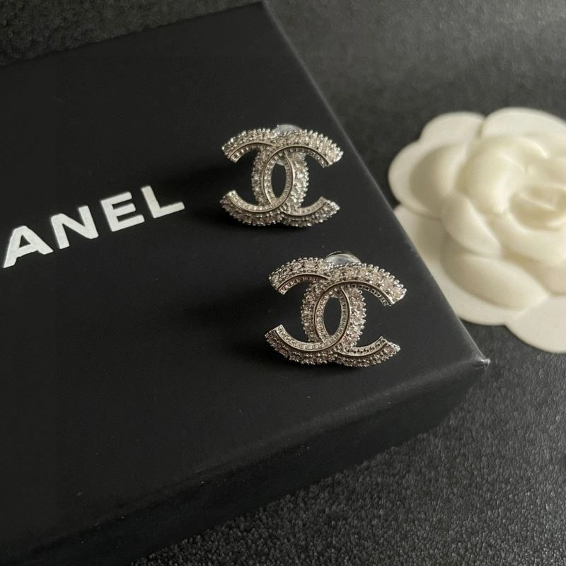 Chanel Earrings WellDesigned 221276