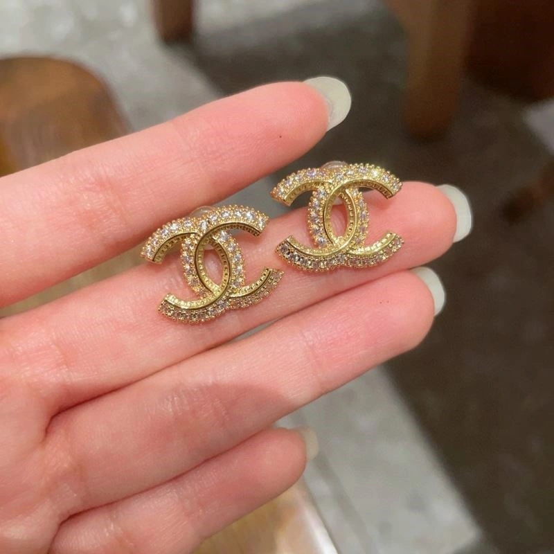 Effortless Chanel Earrings 221284