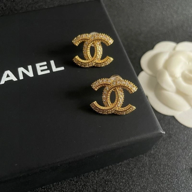 Effortless Chanel Earrings 221284