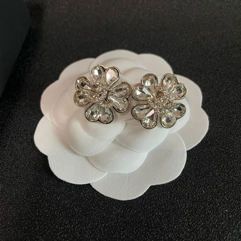 Chanel Earrings SoftTouch 221281
