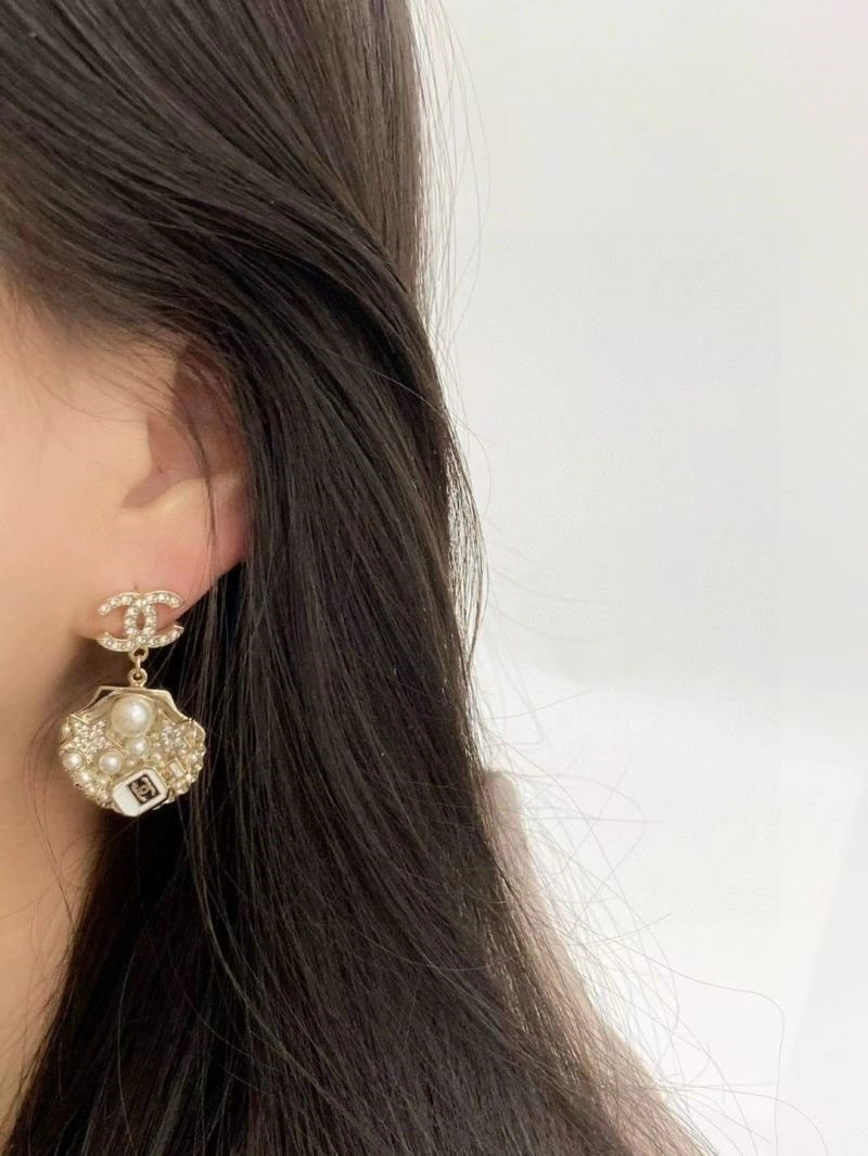 Premium Chanel Earrings 221258