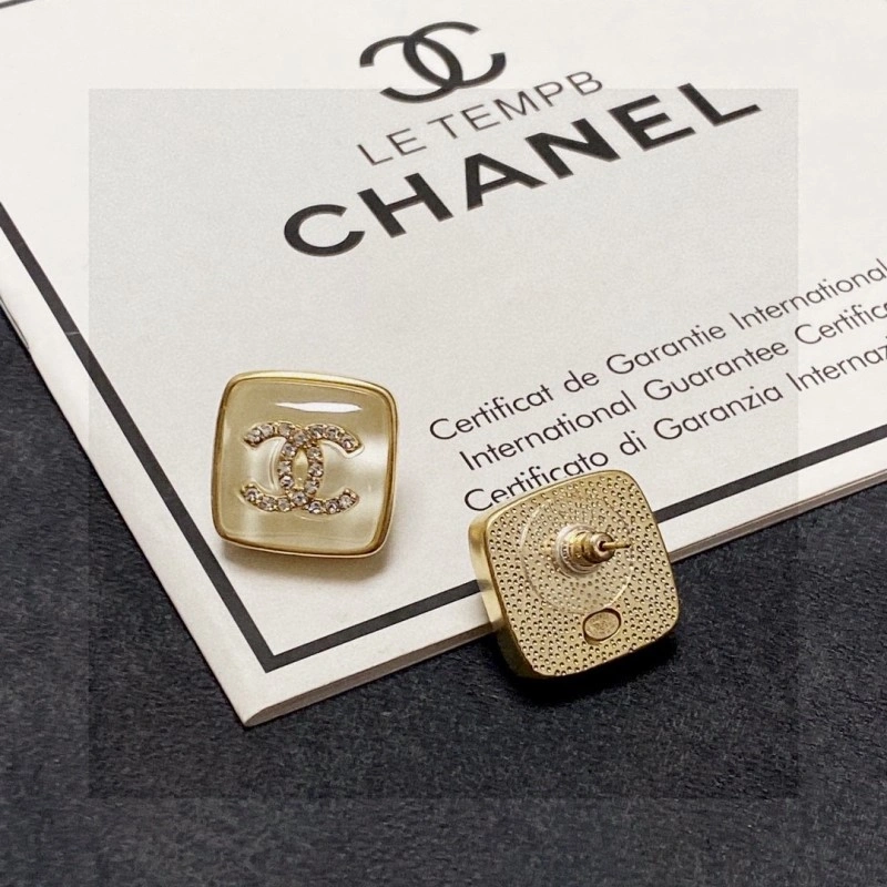 MoistureWicking Chanel Earrings 221243