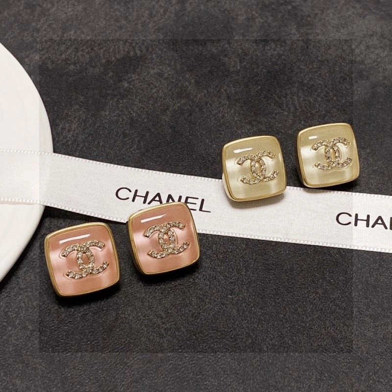 MoistureWicking Chanel Earrings 221243