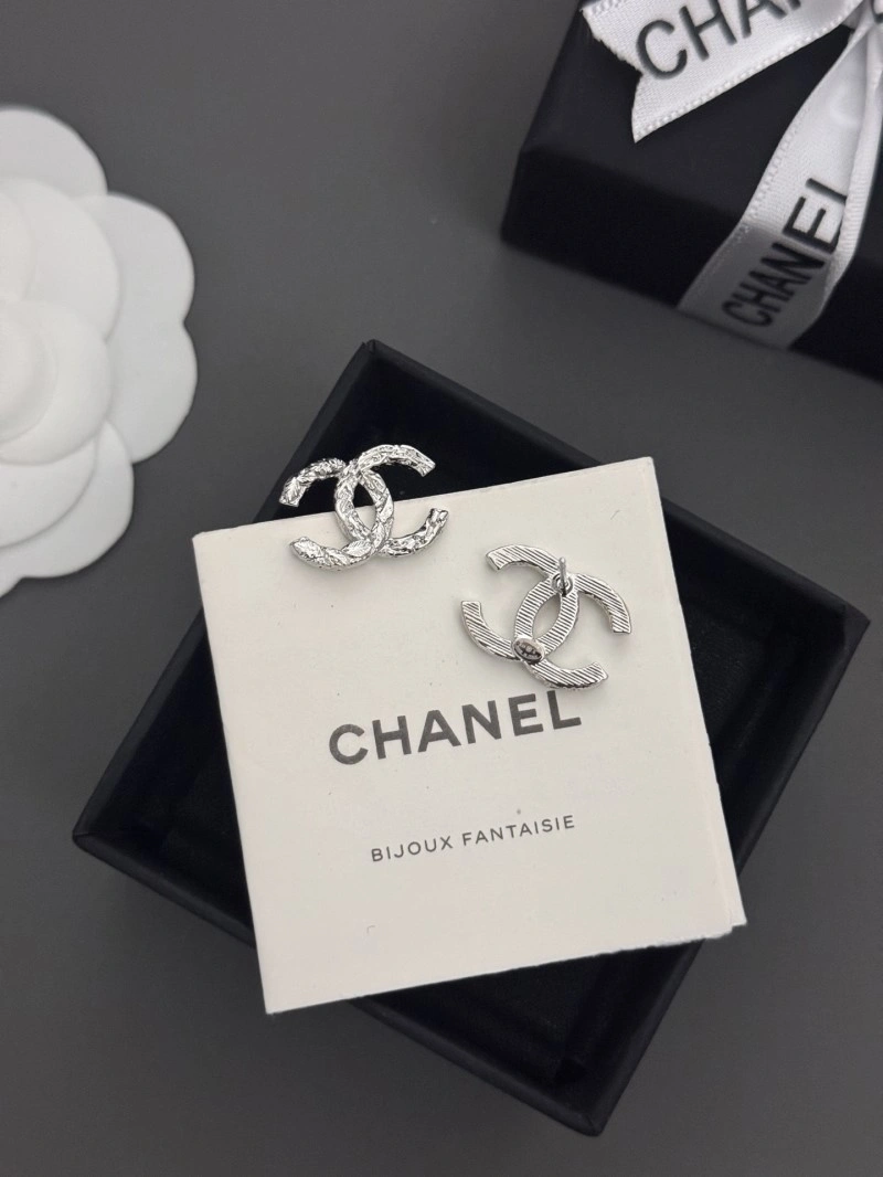 Chanel Earrings Sleek 221231