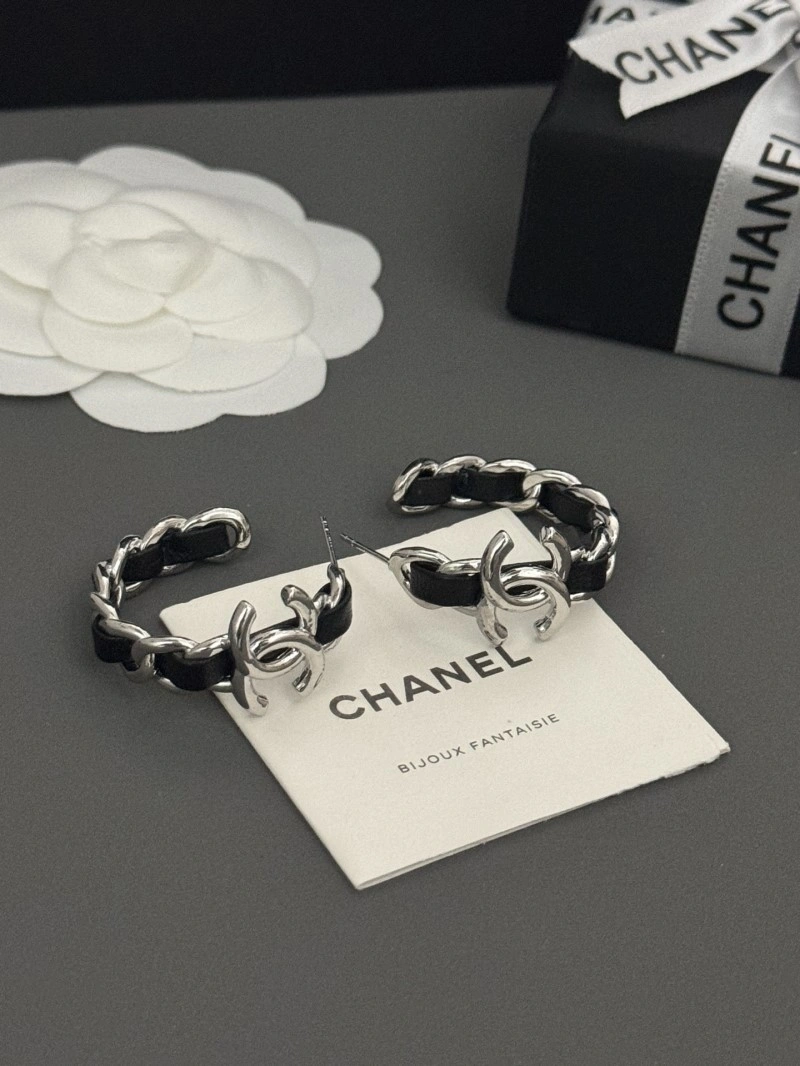 Colorful Chanel Earrings 221238