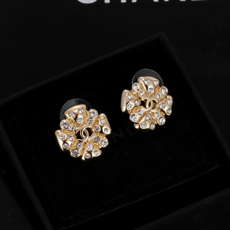 Chanel Earrings MoistureWicking 221236