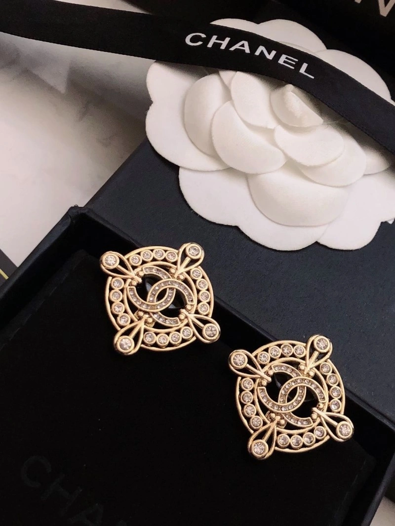Compact Chanel Earrings 221229