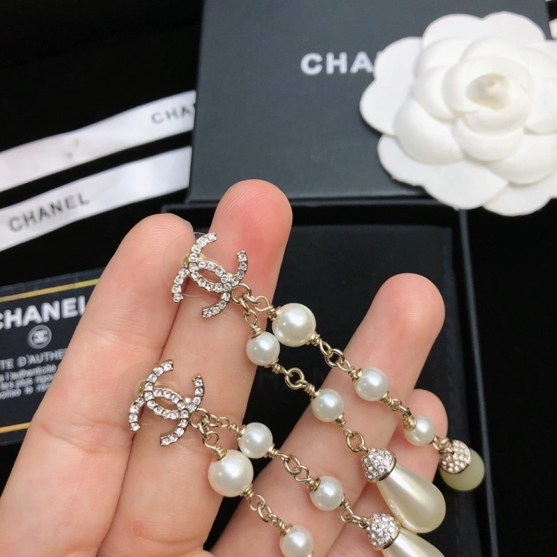 Effortless Chanel Earrings 221226