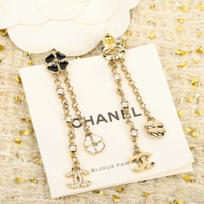 Chanel Earrings Vibrant 221257