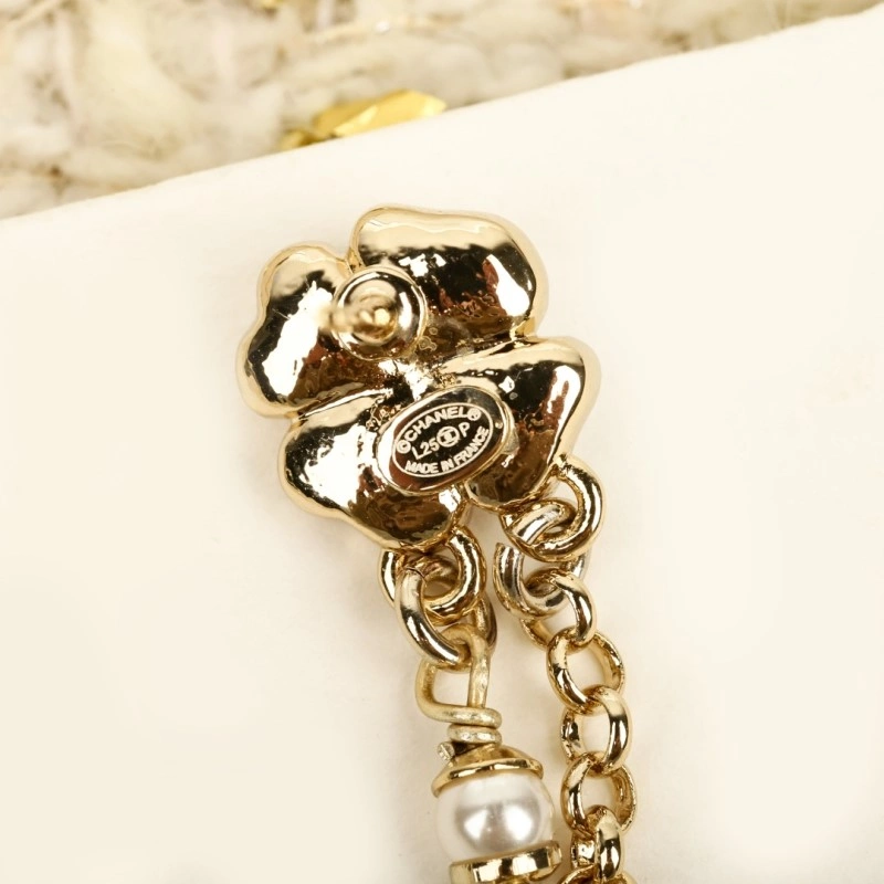 Chanel Earrings Vibrant 221257
