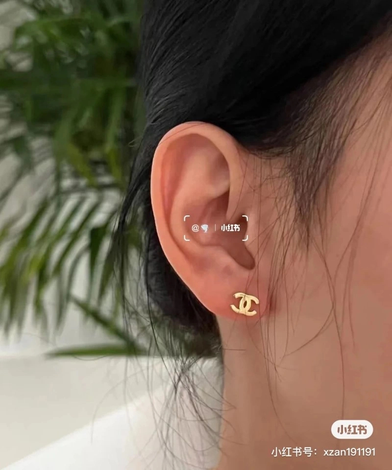 Versatile Chanel Earrings 221219