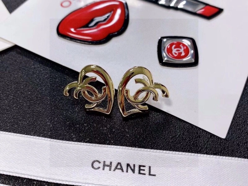Comfortable Chanel Earrings 221339