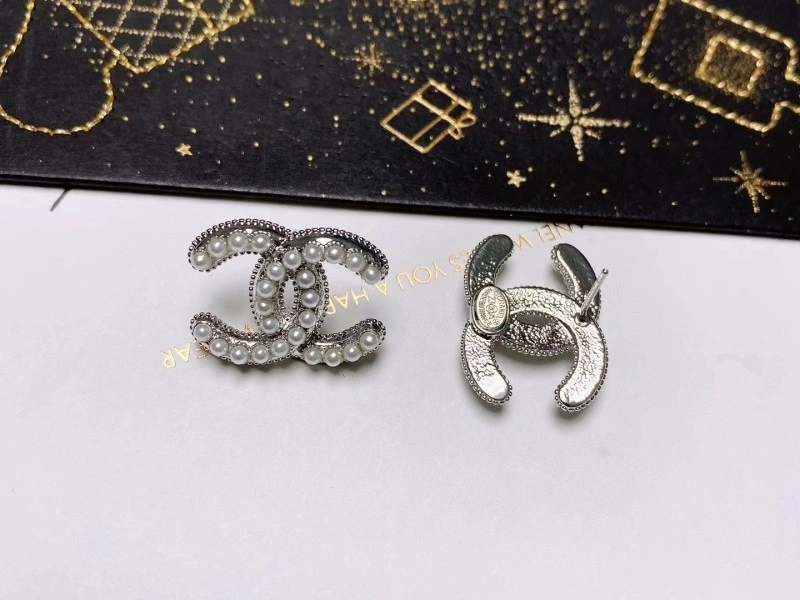 Chanel Earrings Effortless 221246