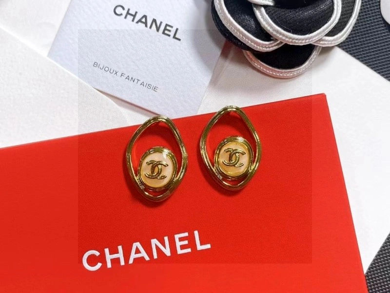 Attractive Chanel Earrings 221201