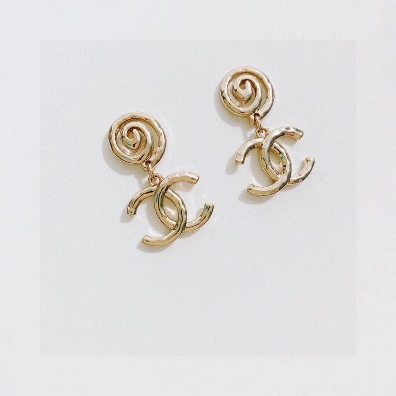 Comfortable Chanel Earrings 221205
