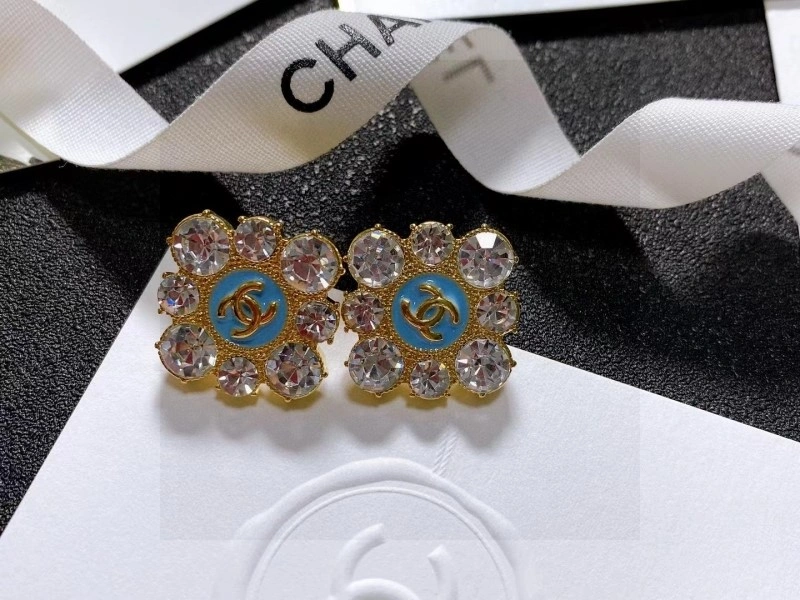 Chanel Earrings Soft 221200