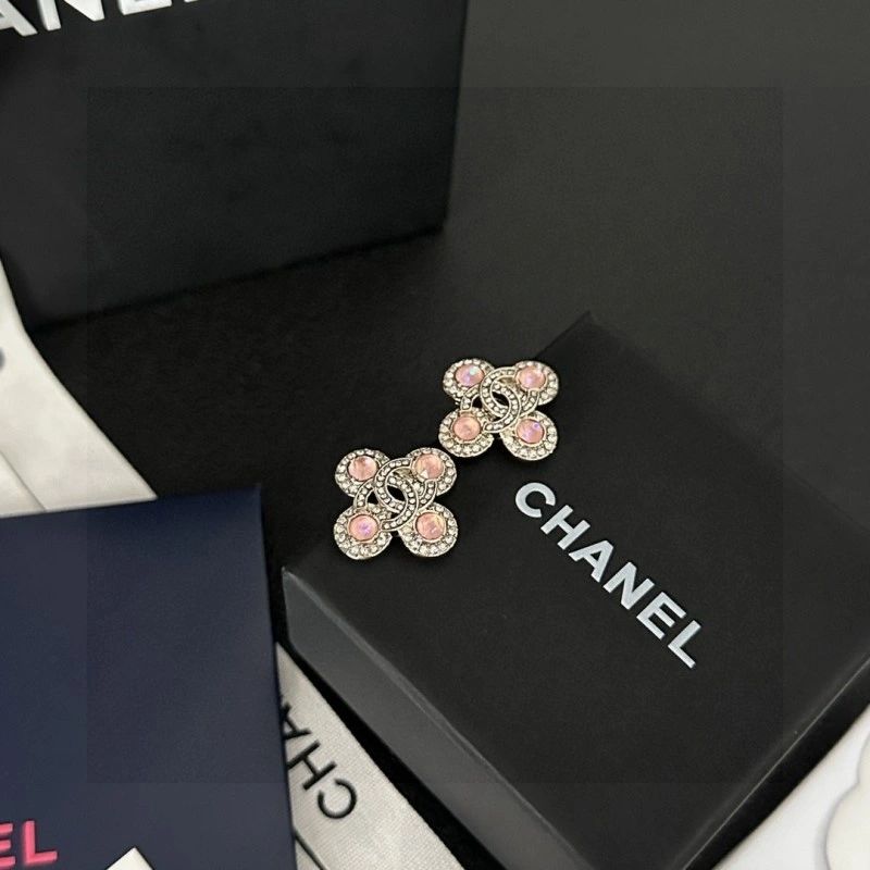 Chanel Earrings EyeCatching 221204