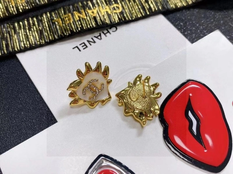 Snug Chanel Earrings 221263