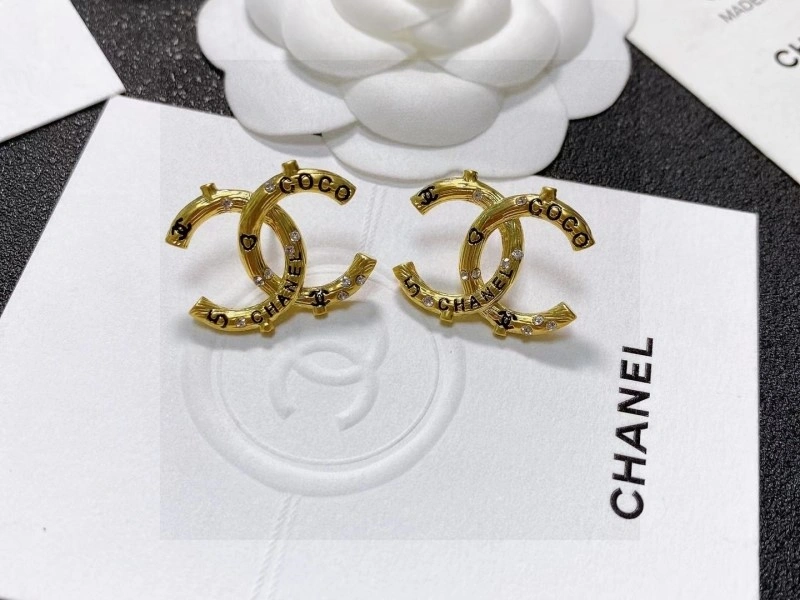 Chanel Earrings Fashionable 221196