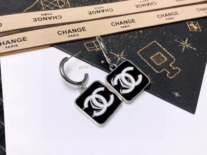 Comfortable Chanel Earrings 221198