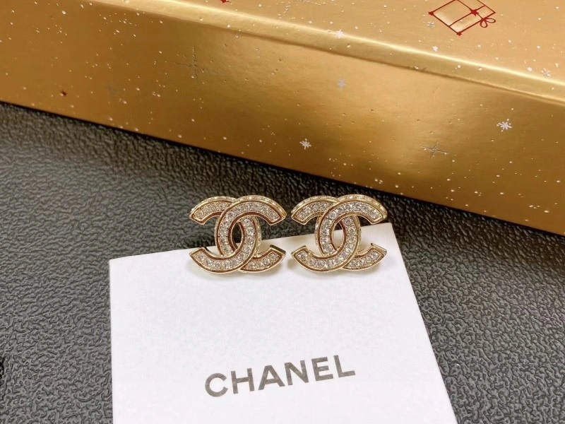 Sophisticated Chanel Earrings 221189