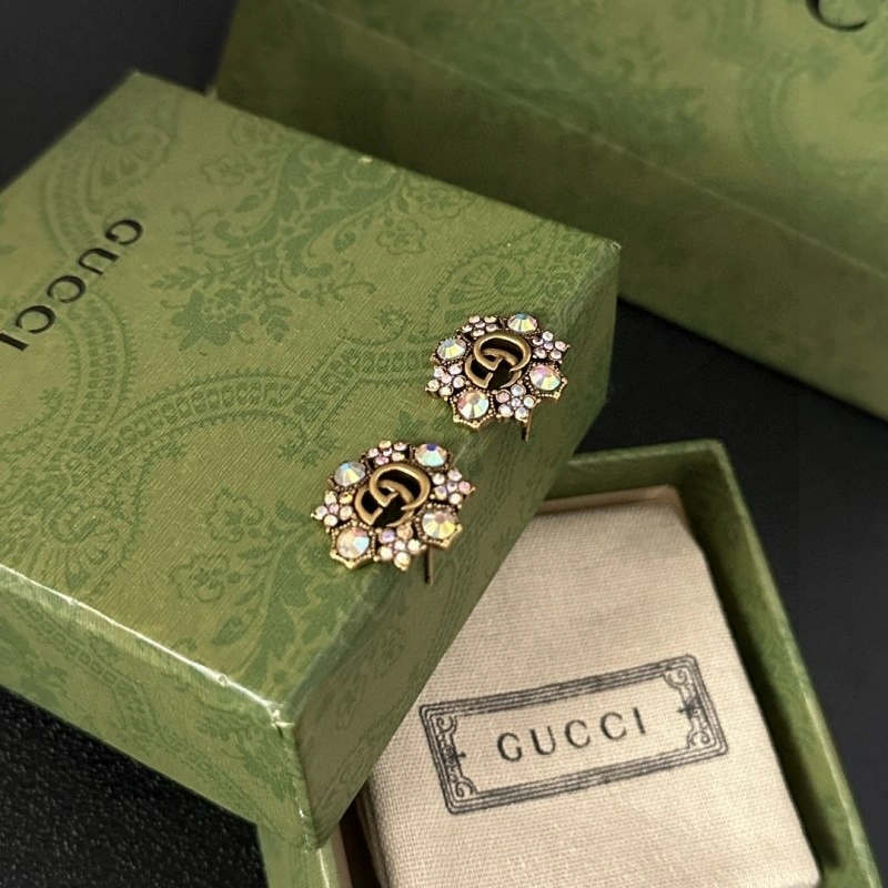 Effortless Chanel Earrings 221195
