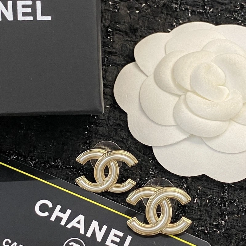 Chanel Earrings Minimalist 221179